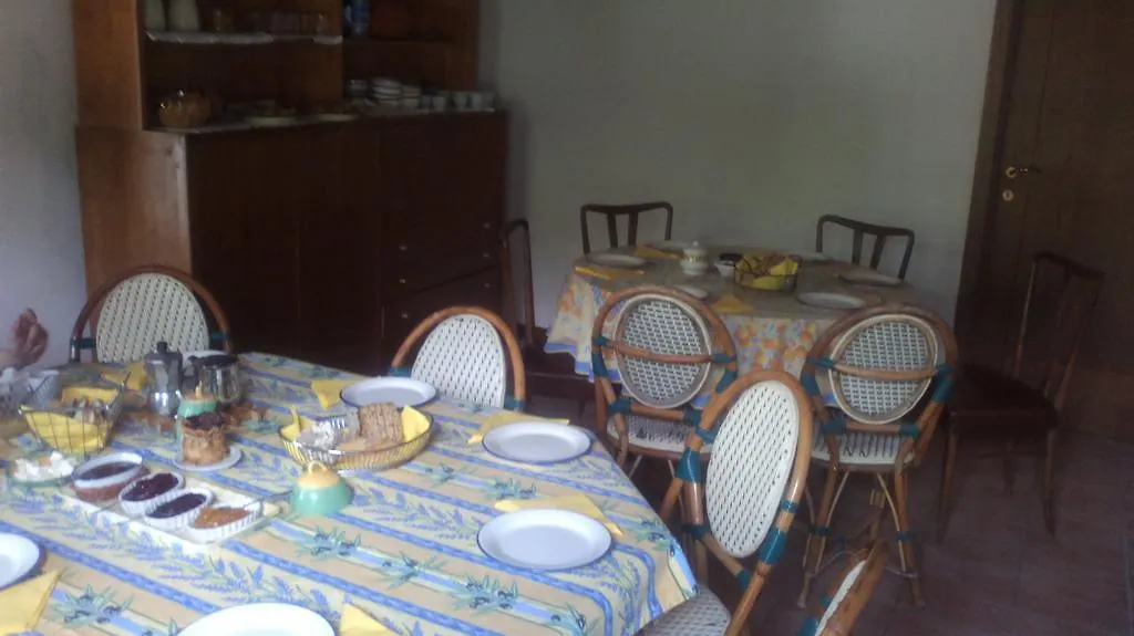 Casa Dell' Abbondanza B&B Agriturismo Vigoleno