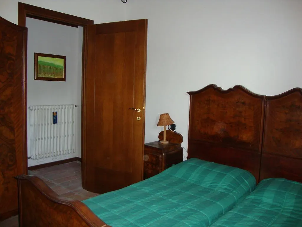 Bed & Breakfast Casa Dell' Abbondanza B&B Agriturismo Vigoleno